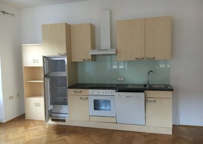 GERÄUMIGE 2-ZIMMER-WOHNUNG IM ZENTRUM VON HARTBERG