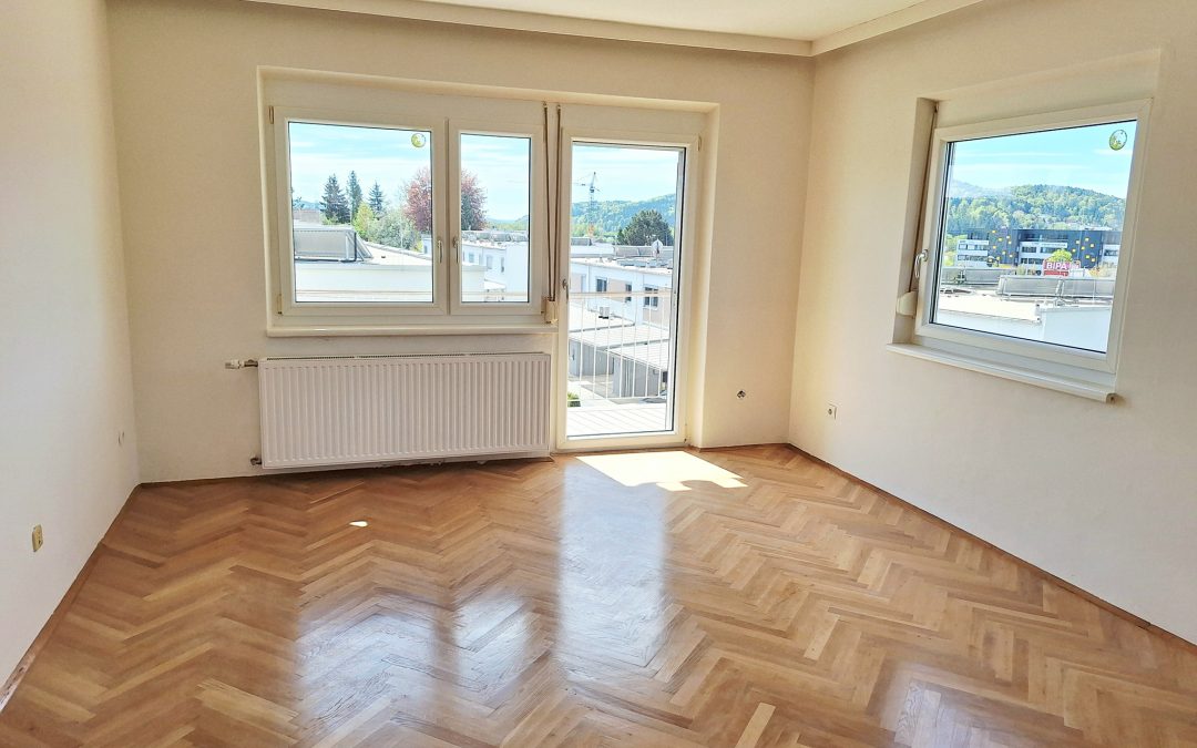 FAMILIENFREUNDLICHE 4-ZIMMER WOHNUNG MIT LOGGIA UND PARKPLATZ IN GLEISDORF